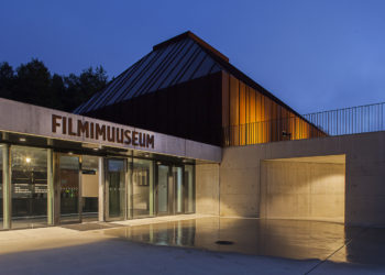 Hollywood Maarjamäe lossis