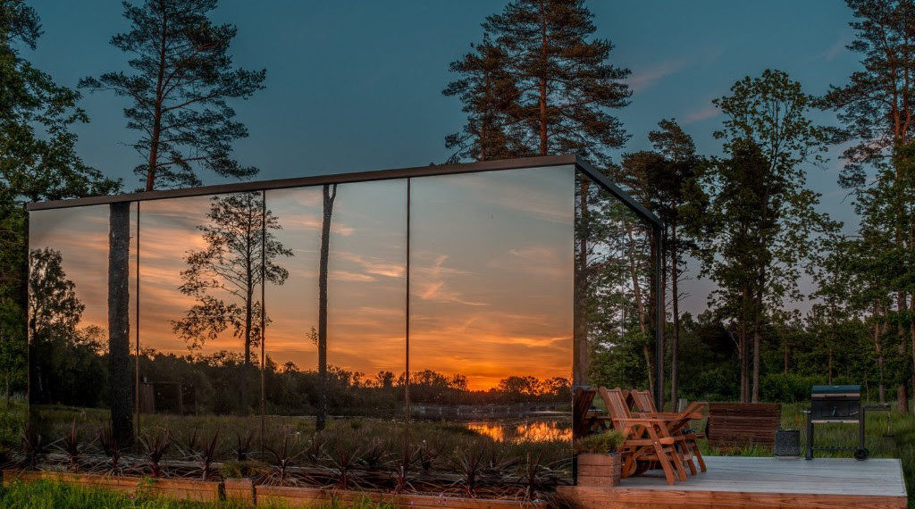 Bruno parimad palad, ÖÖD peegelmaja