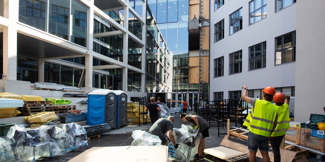 Palgasurve hoiab ehitushinnaindeksi tõusukursil. EKA ehitus. Foto Meeli Küttim