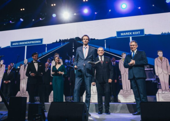 Marek Koit - Aadu Lassi preemia üleandmine