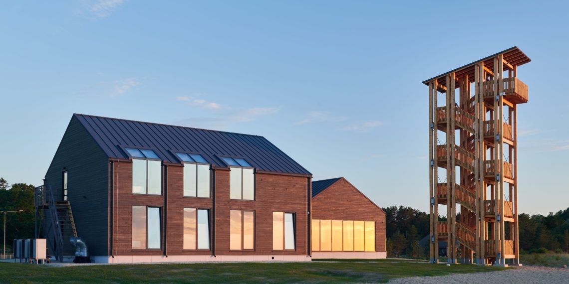 Foto: Aasta puitehitise konkurss. Tulivee salapiiritusemuuseum ja kontserdikeskus.