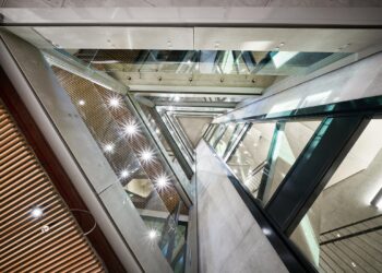 Aasta ehitaja 2019 kandidaat, Mapri Ehitus projektijuht Joosep Nõupuu – Woho äri-ja elukvartali Pipedrive hoone tehnosüsteemide ehitustööd. Foto: Mapri Ehitus.