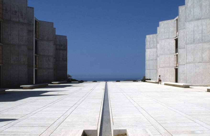 August Komendandi raamat „18 aastat arhitekt Louis I. Kahniga”