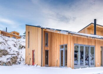 Timbeco puitelementidest puhkemaja STAV90 Norras. Foto: Timbeco