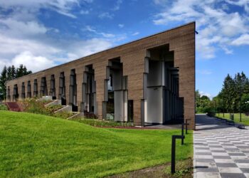 Saue vallamaja on pälvinud tunnustust ja positiivset tähelepanu. Aasta ehitusinsener Laur Lõvi. Foto: aasta ehitusinseneri konkurss