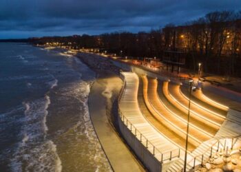 Aasta betoonehitis 2020 nominendid. Sillamäe rannapromenaad, Sillamäe. Foto: Olev Mihkelmaa