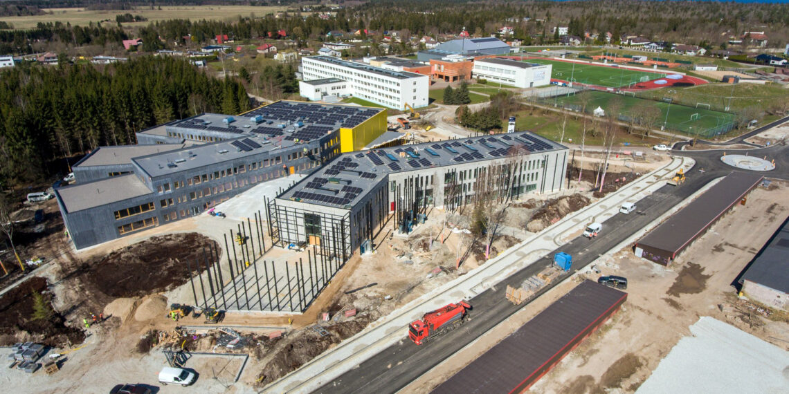 Aasta ehitaja konkursil 15 kandidaati. Aasta ehitaja 2021 nominent, Tõnu Madissoon, OÜ Astlanda Ehitus projektijuht, Tabasalu Hariduskompleks: Tabasalu Põhikool ja spordihoone ning Tabasalu Riigigümnaasium