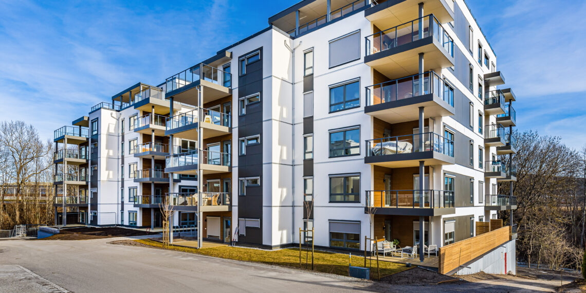 Puitmajaehitajatel läheb hästi. Eesti tootjad on piiride taga edukad. Pildil tänavu Aasta tehasemaja tiitli noppinud kortermaja Norras, mille tootis Kodumaja AS. Foto: Kasper van Wallinga