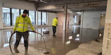 Põrandate tasandamine veoauto baasil mobiilse pumpamissüsteemiga. Foto: Floorex OÜ galeriist