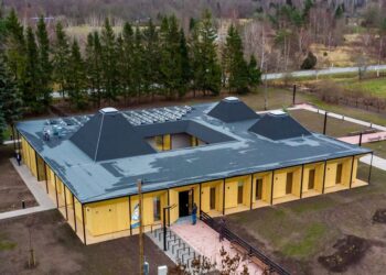 MKMi konkursi Tark tellija võitja avalikus sektoris on Saaremaa vallavalitsus. Mustjala päevakeskuse hoone, mille tellis Saaremaa vallavalitsus.