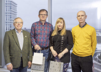 Eesti Betooniühingu fotovõistluse Märka betooni peaauhinna võitis Raigo Tõnisalu foto „Spiraal” eest, eripreemia pälvis Gertrud Ohov foto „Armastuse ausammas”.