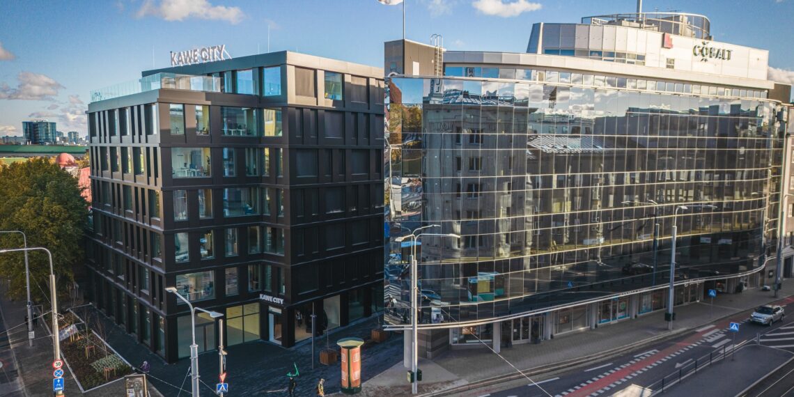 Uusi büroohooneid ehitatakse kapitaalselt ümber. Kawe Plaza. Foto: Siim Kingisepp