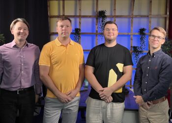 Contech ettevõtlus. Digitaalehituse klastri taskuhäälingu neljanda episoodi külalised on Remato tegevjuht Ranno Käomägi, Bauhubi tegevjuht Teet Parts ning Iffenti asutaja Paavo Pärn. Saadet juhib Kliimaministeeriumi digiehituse valdkonna juht Jaan Saar.