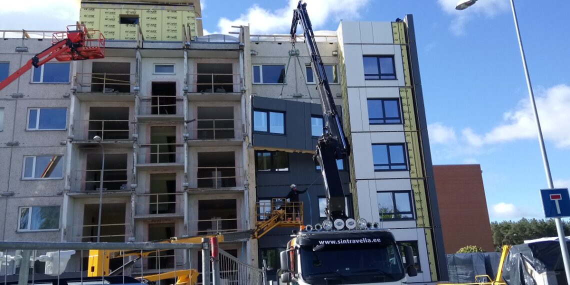 Akadeemia tee ühiselamule elementide paigaldus: Matek AS.