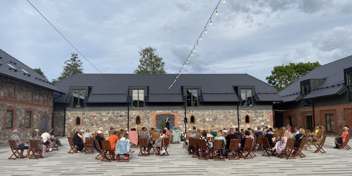 Svētupe mõisa uus hingamine. Bauroc toob lugejateni väärika mõisa taastamise õpetliku loo. Foto: Liga Treja