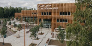 Aasta puitehitis 2023 on Pelgulinna Riigigümnaasium: nii suures mahus ei ole avaliku hoone puhul puitu seni Eestis kasutatud. Foto: Aasta puitehitis 2023 konkurss / Tõnu Tunnel