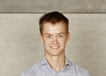 Digitaalehituse klastri digiehituse tulevikutegija 2023 on Rasmus Jaagant, kes uuris kaugtöö mõju projektijuhtidele. Foto: erakogu