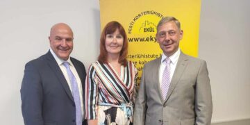 Eesti Kortereiühistute Liidu juhatuse liikmed Andres Jaadla, Angelika Naris ja Urmas Mardi. Foto: EKÜL