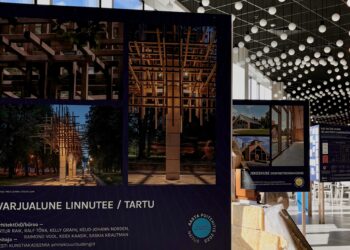 Aasta Puitehitis 2023 näitus Superministeeriumi fuajees. Foto: EMPL