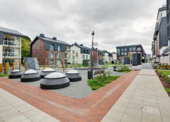 Stoneroc OÜ ja Framm AS on sõlminud lepingu, mille kohaselt Stoneroc omandab Frammi presstoodete (sillutuskivid, äärekivid, õõnesbetoonplokid) äritegevuse.