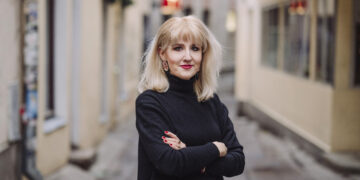 Anita Staub innustab kaitsealuste pärandobjektide omanikke julgelt muinsuskaitsjate poole pöörduma ja mõistma, et ajaloolised ehitised on nagu õhk, mille väärtusest hakkame aru saama alles siis, kui see otsa lõpeb. Seega tasub neid hoida, kuni nad veel olemas on. Foto: Jake Farra/muinsuskaitseamet