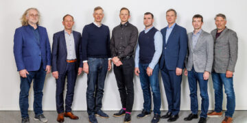 Vasakult: Rene Raamat, Meelis Einstein, Mart Arro, Karl-Martin Rammo, Indrek Ellamaa, Veljo Haube, Ivar Sikk, Raul Merivee. Fotolt puuduvad: Martin Ojala, Margus Puusepp, Kaimur Kivi. Foto: Kalev Lilleorg.