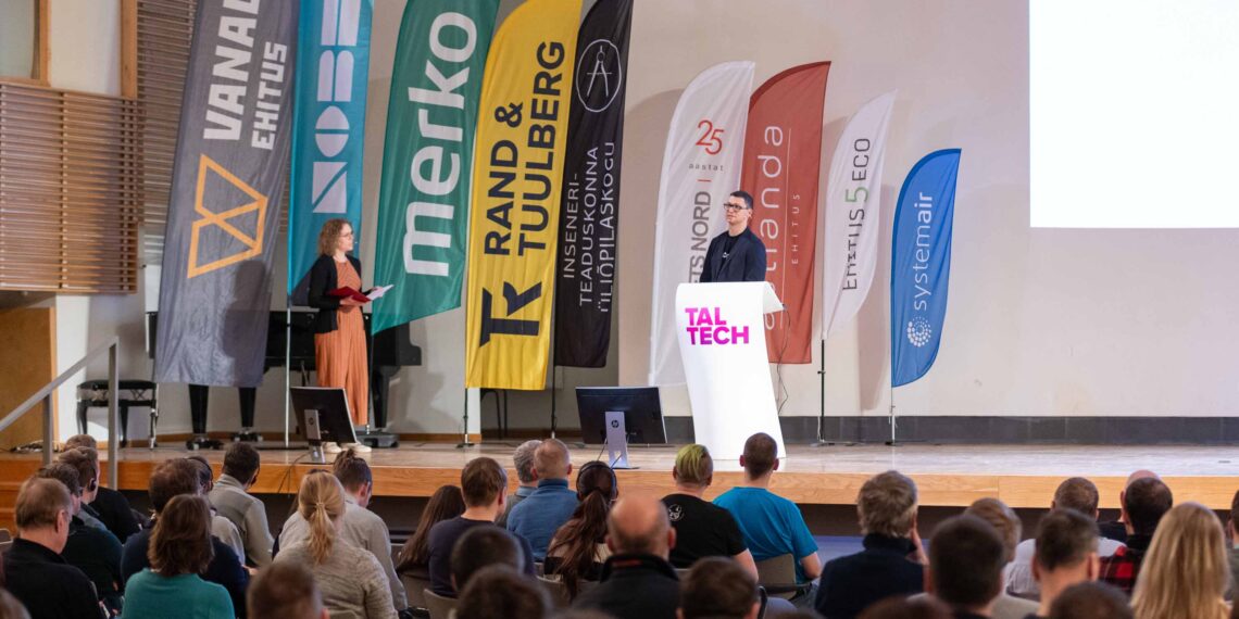 Tallinna Tehnikaülikooli aulas toimub BuildIT konverents.