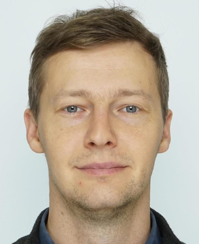 Silla peainsener ja üks arhitektuurse lahenduse autoritest oli Stricto Project OÜs töötav Dmitri Gorbatjuk.