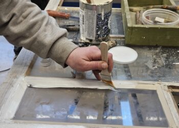 Vana akna renoveerimine.