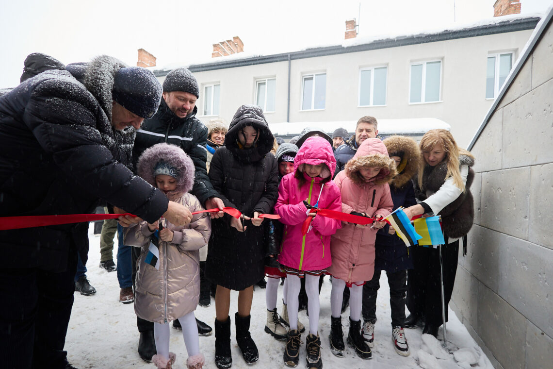 Ukraina ülesehitustööd: Ovrutši sisepõgenike kortermaja avamine 05.02.2026.