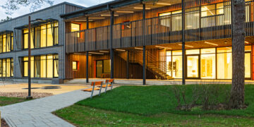 Männimudila lasteaia arhitektuur ja kasutatud materjalid loovad sooja ja sõbraliku miljöö. Foto: aasta ehitaja konkurss