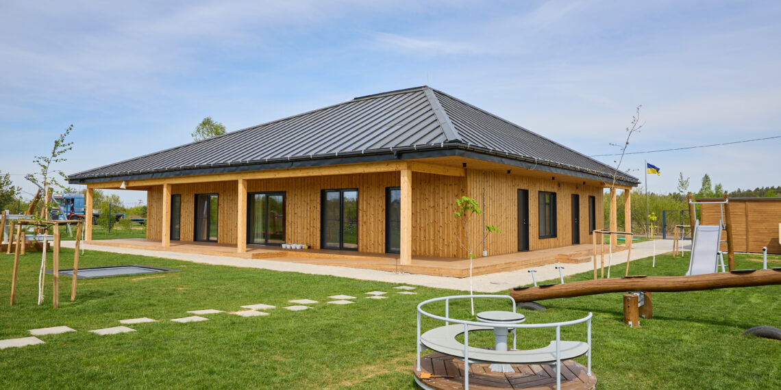 Eesti ehitajad osalevad Ukraina taastamis- ja ülesehitustöödel. Uus peremaja Žõtomõris. Foto: Maksim Fedyshyn