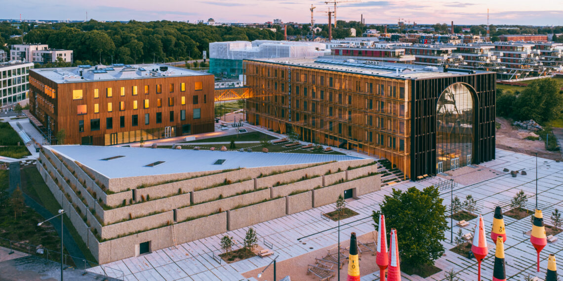 Loodusmaja Taru puitfassaad. Foto: Kaupo Kalda