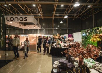 Hetked mulluselt "Ehitus ja Sisustus" messilt. Messiala laotub tänavu kolmes paviljonis. Fotod: Tartu Näitused